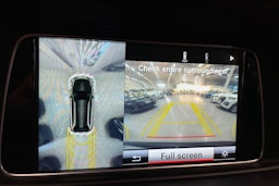 musta Mercedes-Benz E 2015 kuva 18.