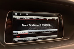 musta Mercedes-Benz E 2015 kuva 19.