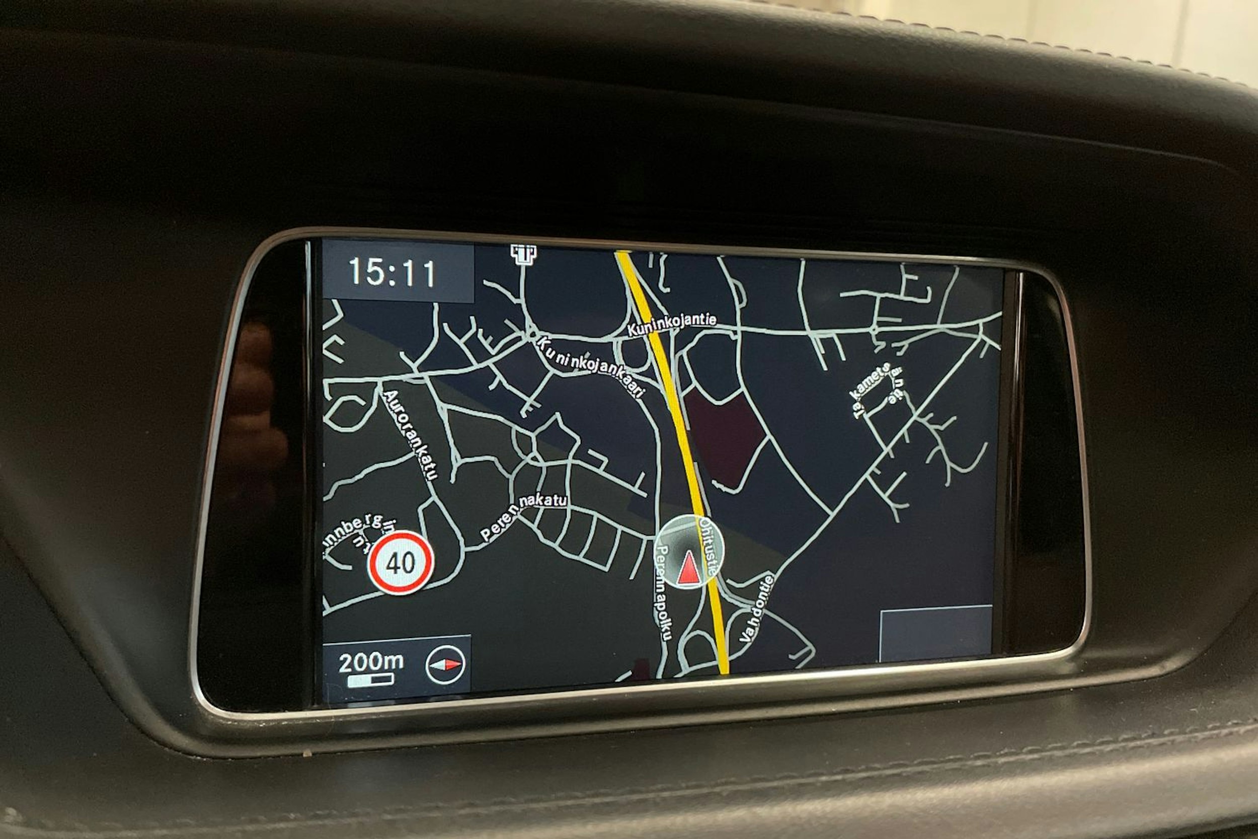 musta Mercedes-Benz E 2015 kuva 21.