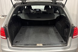 harmaa Mercedes-Benz E 2015 kuva 16.