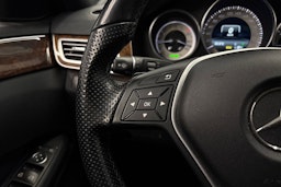 harmaa Mercedes-Benz E 2015 kuva 21.