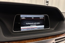 harmaa Mercedes-Benz E 2015 kuva 24.