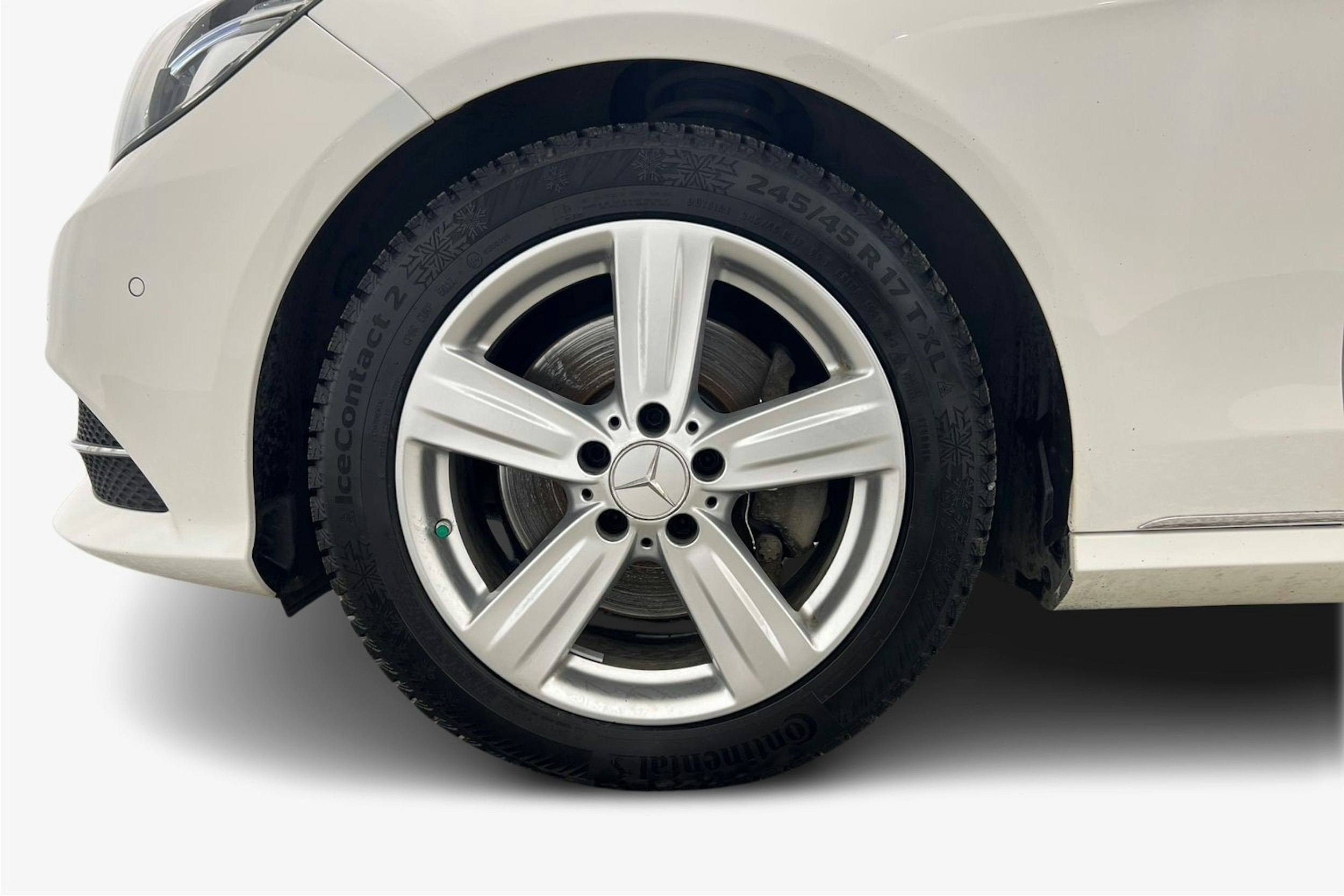 valkoinen Mercedes-Benz E 2015 kuva 11.