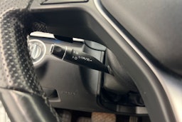 valkoinen Mercedes-Benz E 2015 kuva 19.