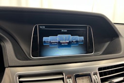 valkoinen Mercedes-Benz E 2015 kuva 25.