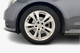 Harmaa Mercedes-Benz E 2015 kuva 9.