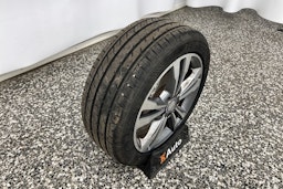 Harmaa Mercedes-Benz E 2015 kuva 12.