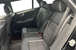 musta Mercedes-Benz E 2015 kuva 10.