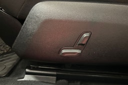 musta Mercedes-Benz E 2015 kuva 19.