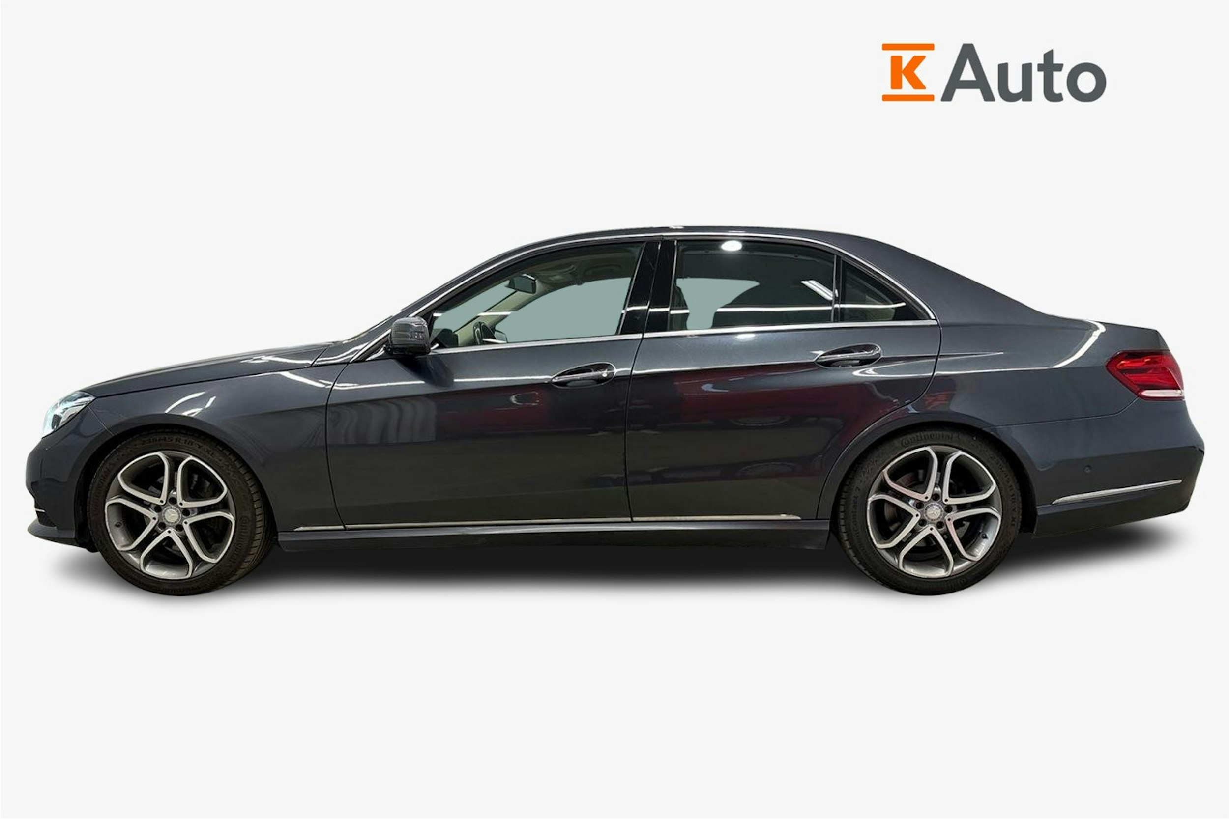 harmaa Mercedes-Benz E 2015 kuva 6.