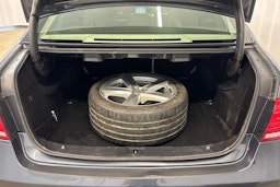 harmaa Mercedes-Benz E 2015 kuva 14.