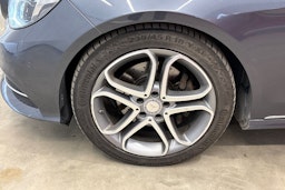 harmaa Mercedes-Benz E 2015 kuva 40.