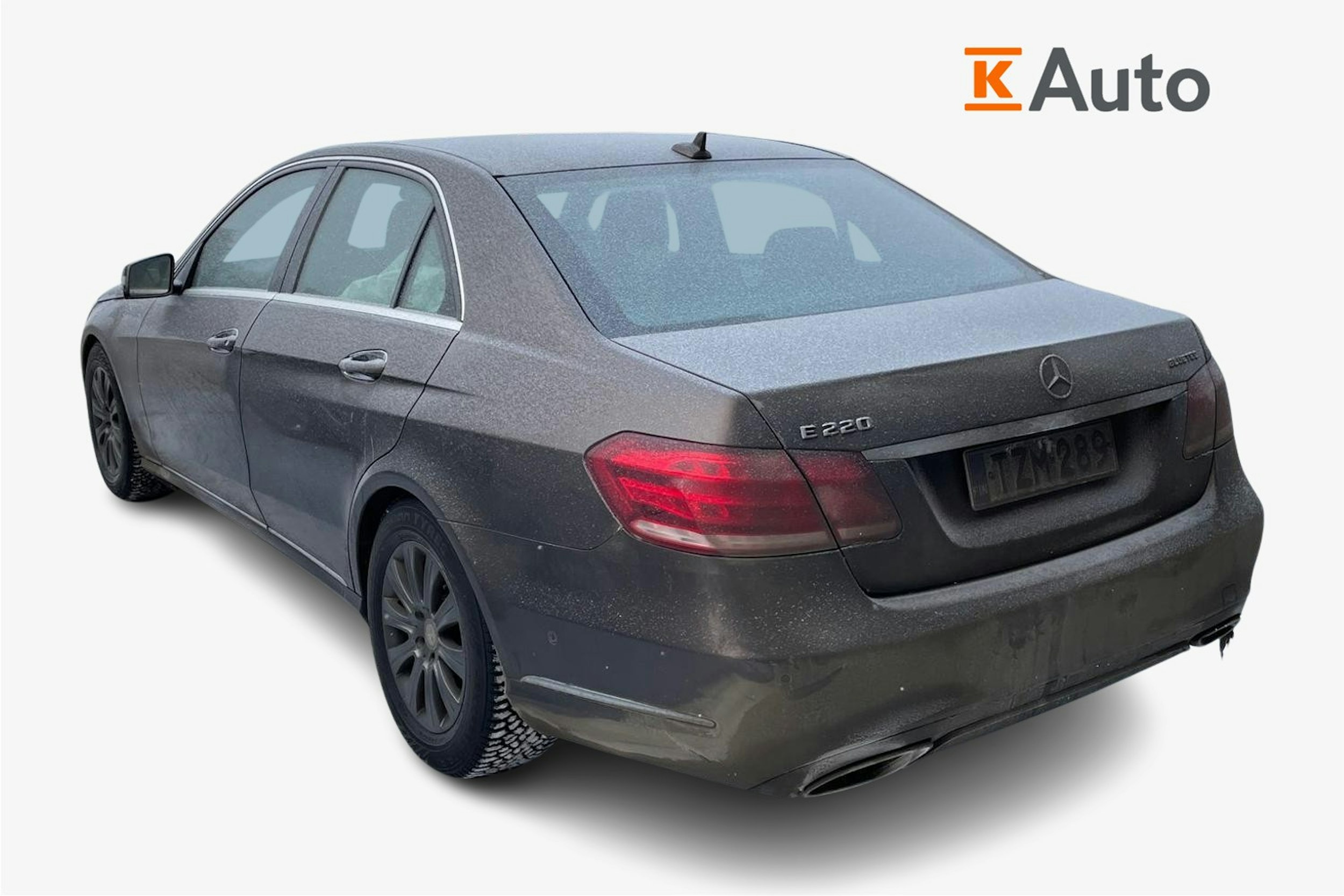 ruskea (beige) Mercedes-Benz E 2015 kuva 2.