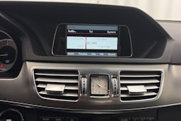 ruskea (beige) Mercedes-Benz E 2015 kuva 19.