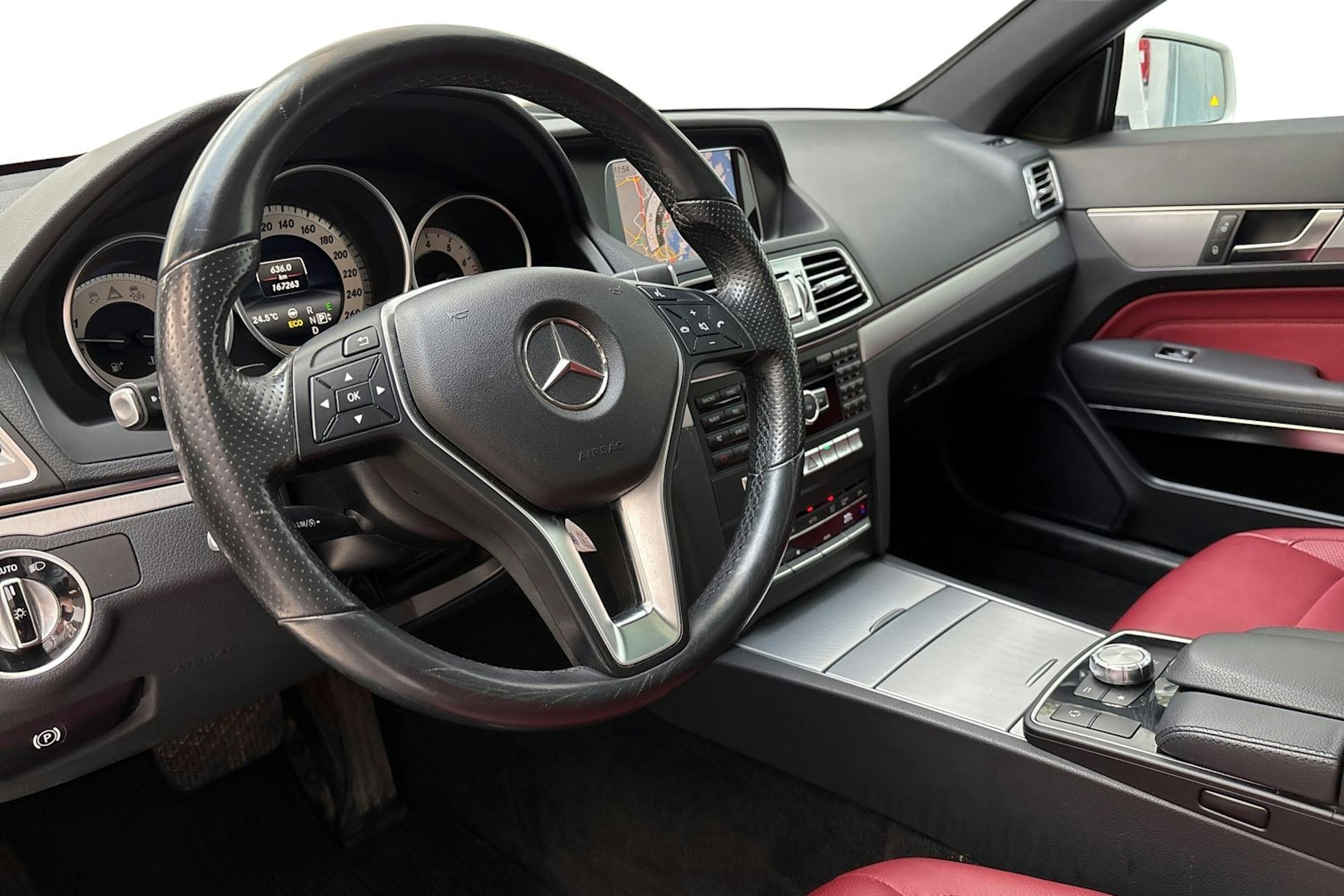 valkoinen Mercedes-Benz E 2015 kuva 7.