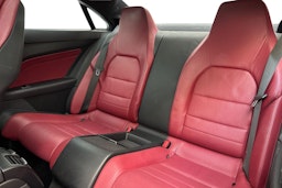 valkoinen Mercedes-Benz E 2015 kuva 10.