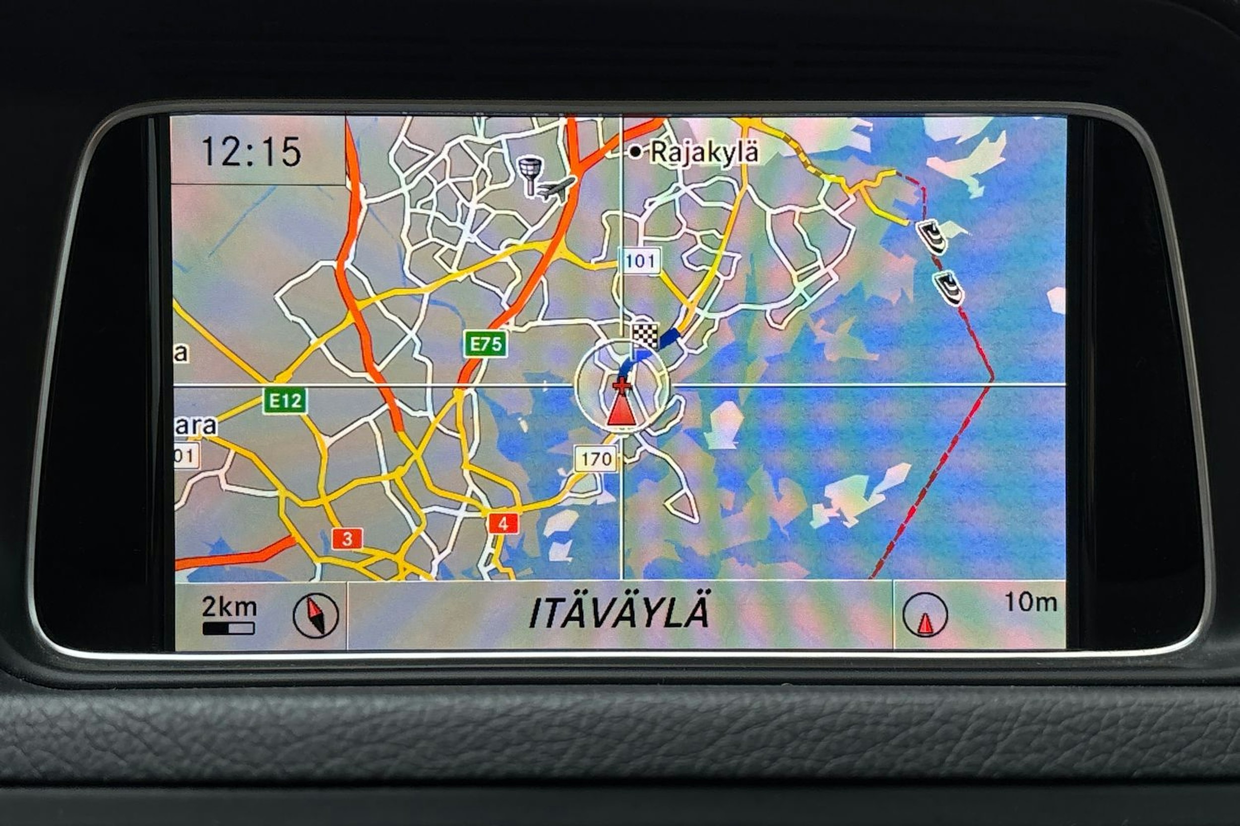 valkoinen Mercedes-Benz E 2015 kuva 27.