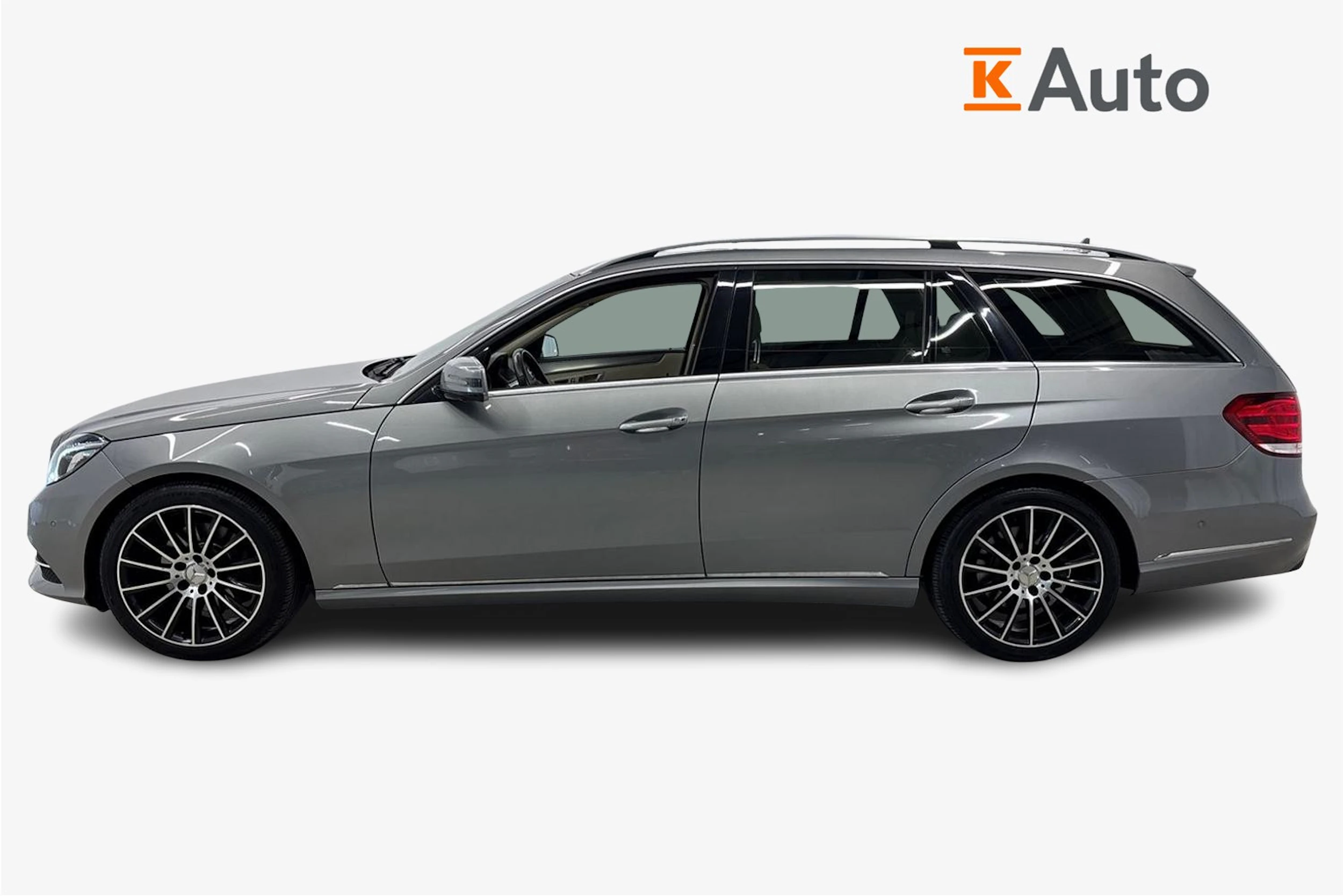 harmaa Mercedes-Benz E 2015 kuva 5.