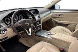 harmaa Mercedes-Benz E 2015 kuva 6.