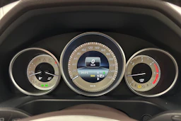 harmaa Mercedes-Benz E 2015 kuva 14.