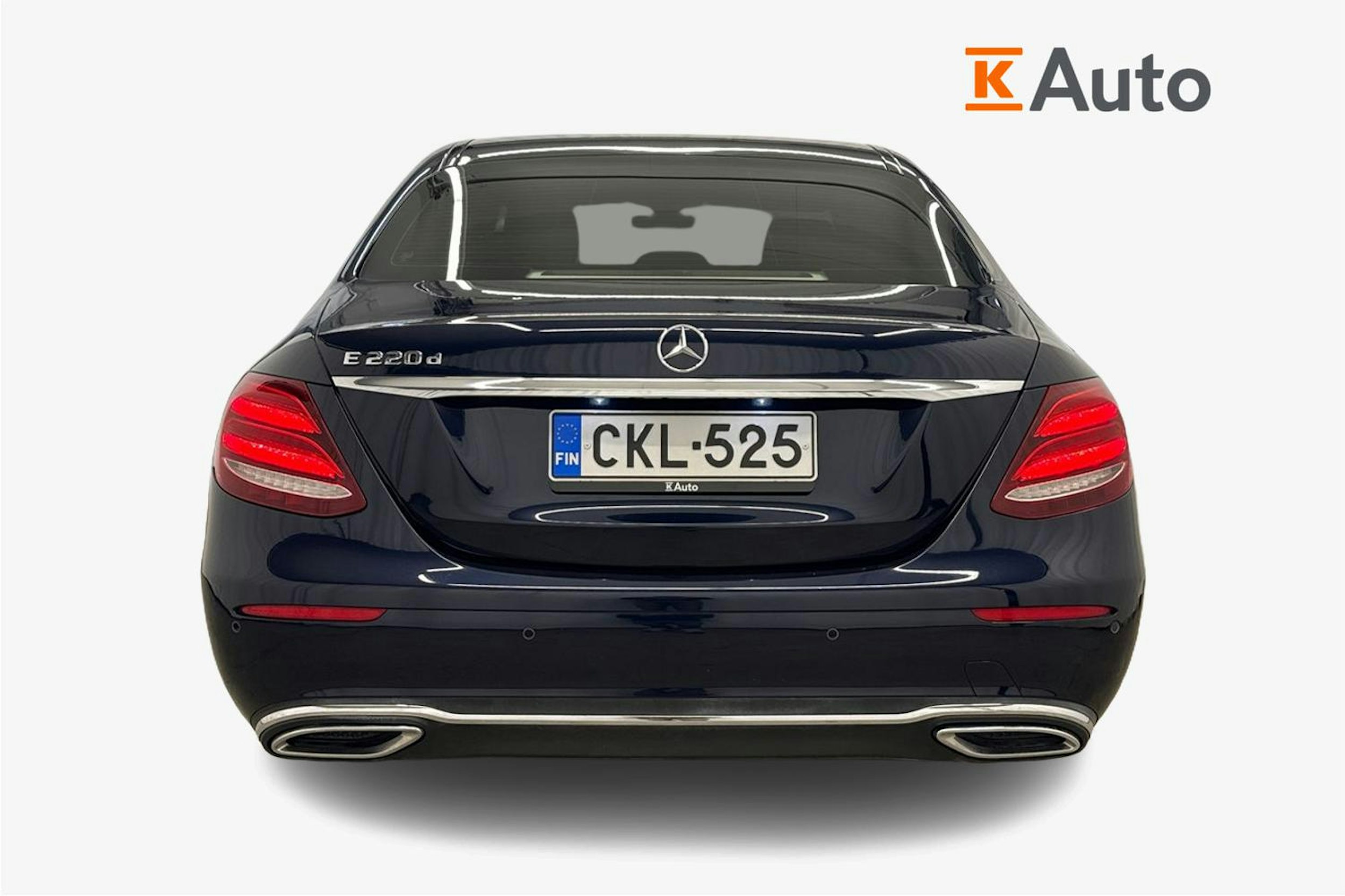 met. sininen Mercedes-Benz E 2017 kuva 3.