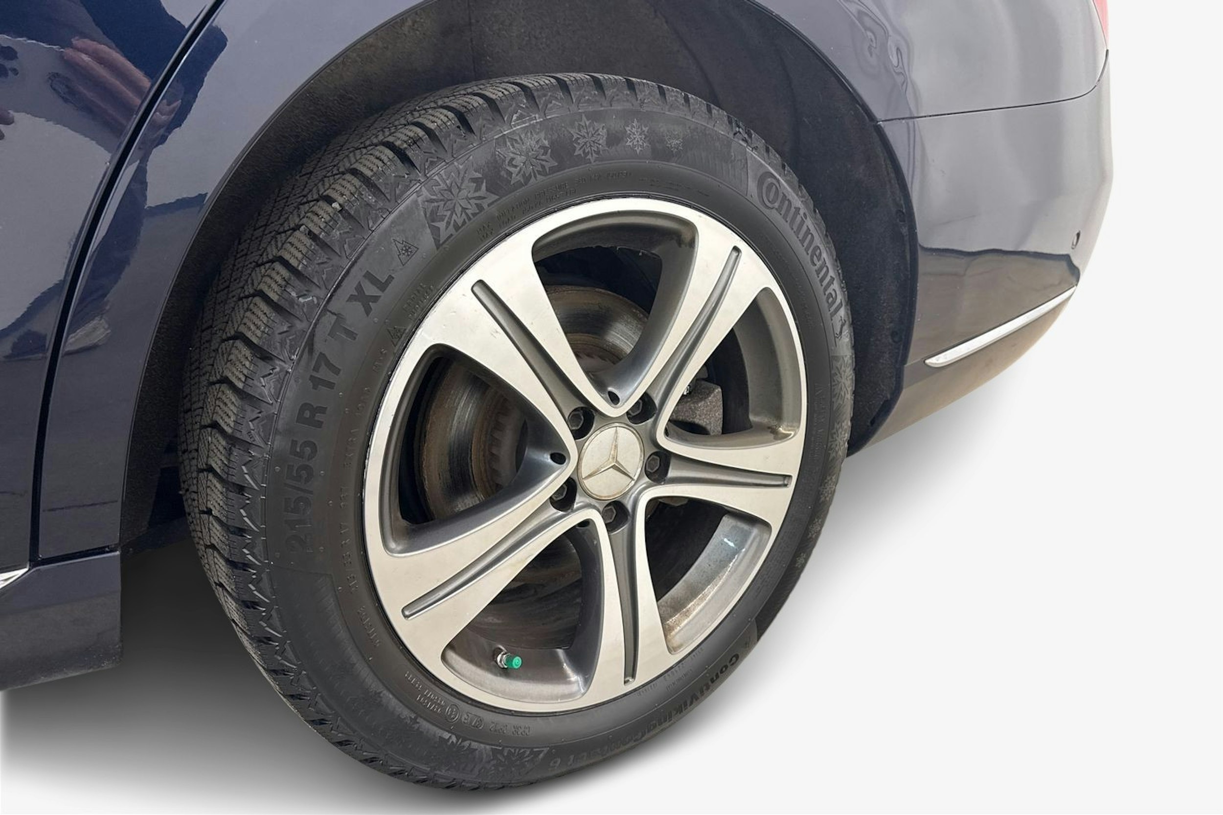 met. sininen Mercedes-Benz E 2017 kuva 11.