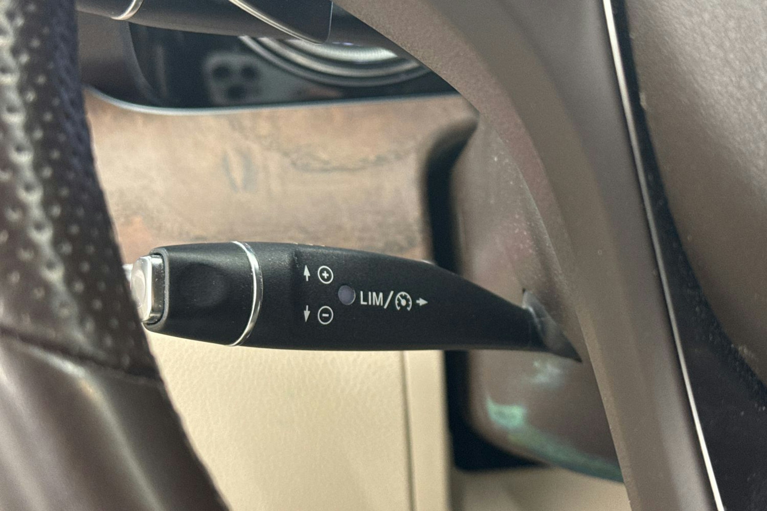 met. sininen Mercedes-Benz E 2017 kuva 16.