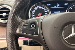 met. sininen Mercedes-Benz E 2017 kuva 18.