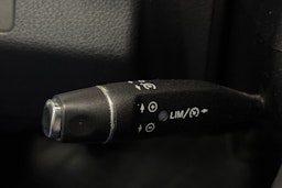 harmaa Mercedes-Benz E 2016 kuva 17.