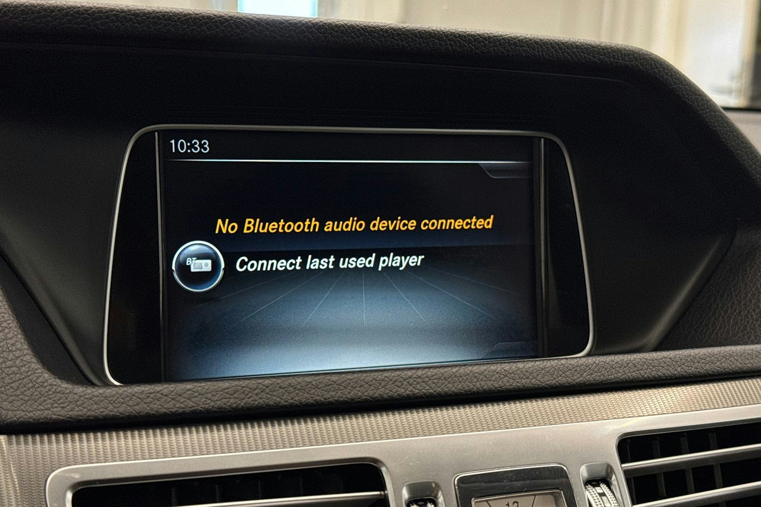 harmaa Mercedes-Benz E 2016 kuva 23.