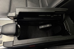 harmaa Mercedes-Benz E 2016 kuva 35.