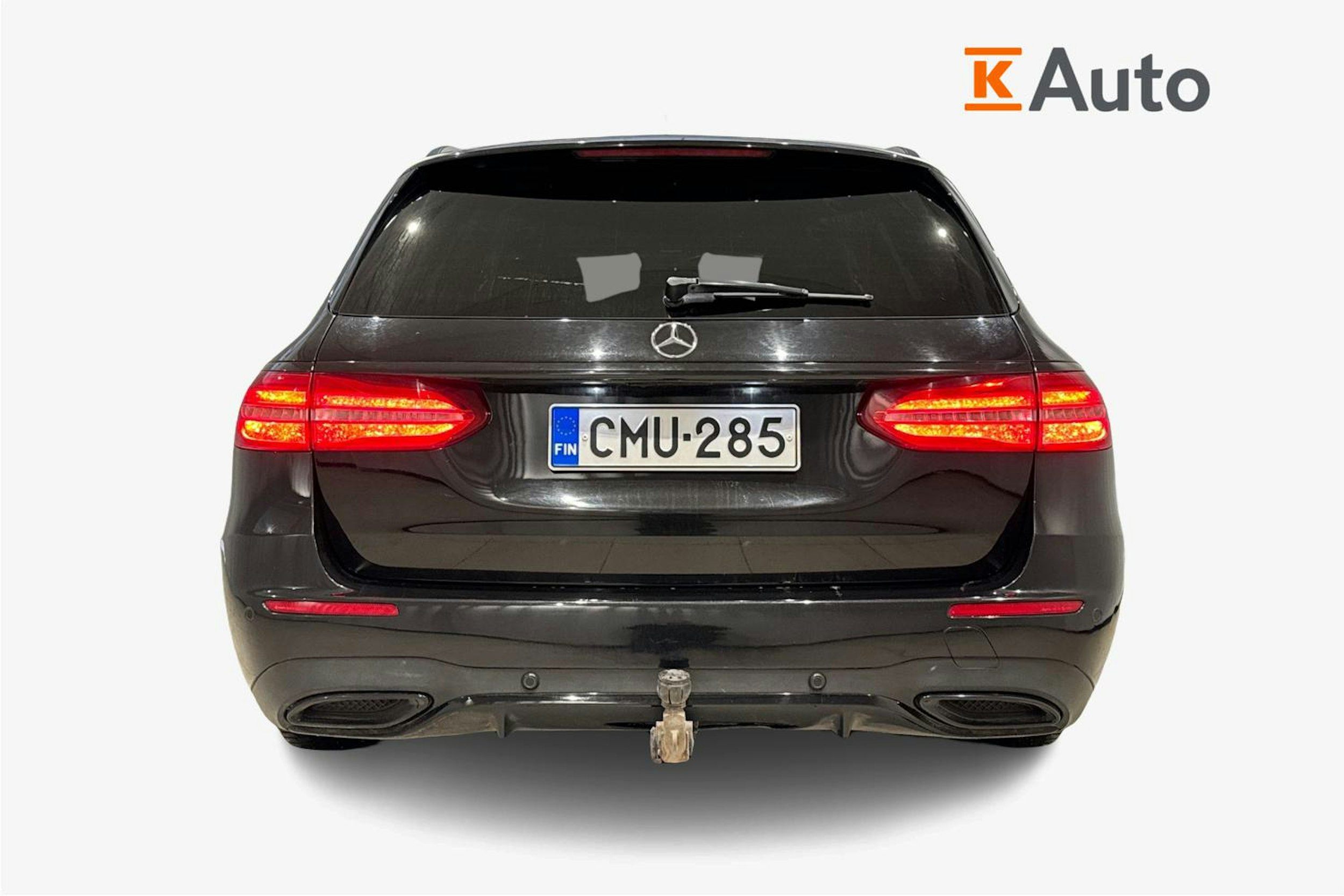 musta Mercedes-Benz E 2016 kuva 3.