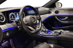 musta Mercedes-Benz E 2016 kuva 7.