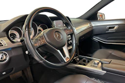 Harmaa Mercedes-Benz E 2016 kuva 3.