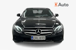 musta Mercedes-Benz E 2016 kuva 4.
