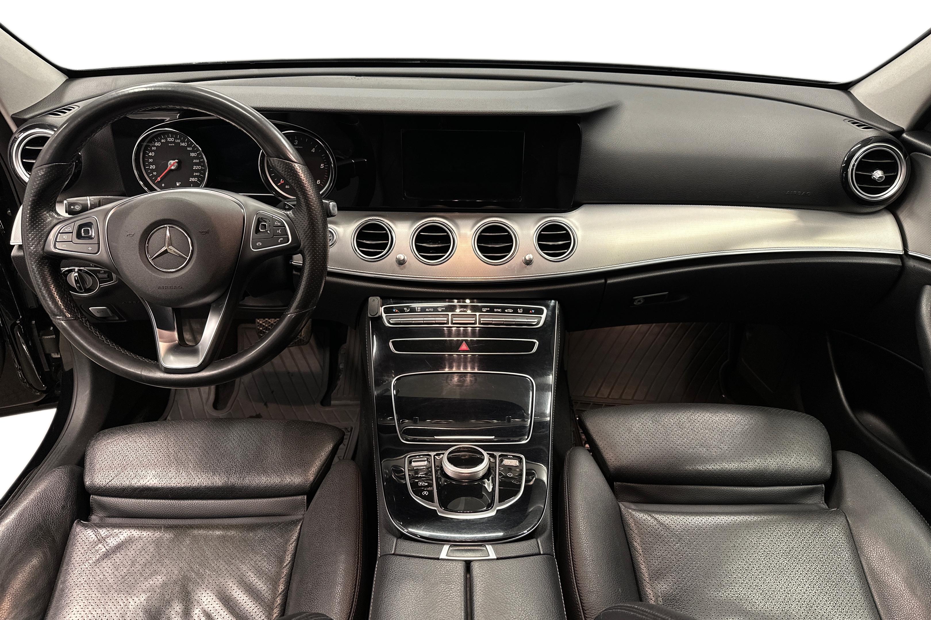 Mercedes-Benz E 220 d A Premium Business 2016, photo 7/34