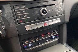 valkoinen Mercedes-Benz E 2016 kuva 22.