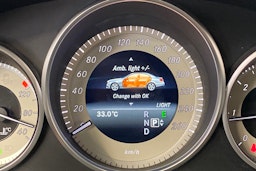 valkoinen Mercedes-Benz E 2016 kuva 26.