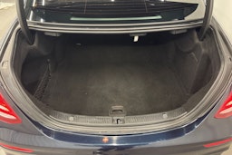 vihreä Mercedes-Benz E 2016 kuva 16.