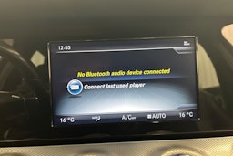 harmaa Mercedes-Benz E 2016 kuva 26.
