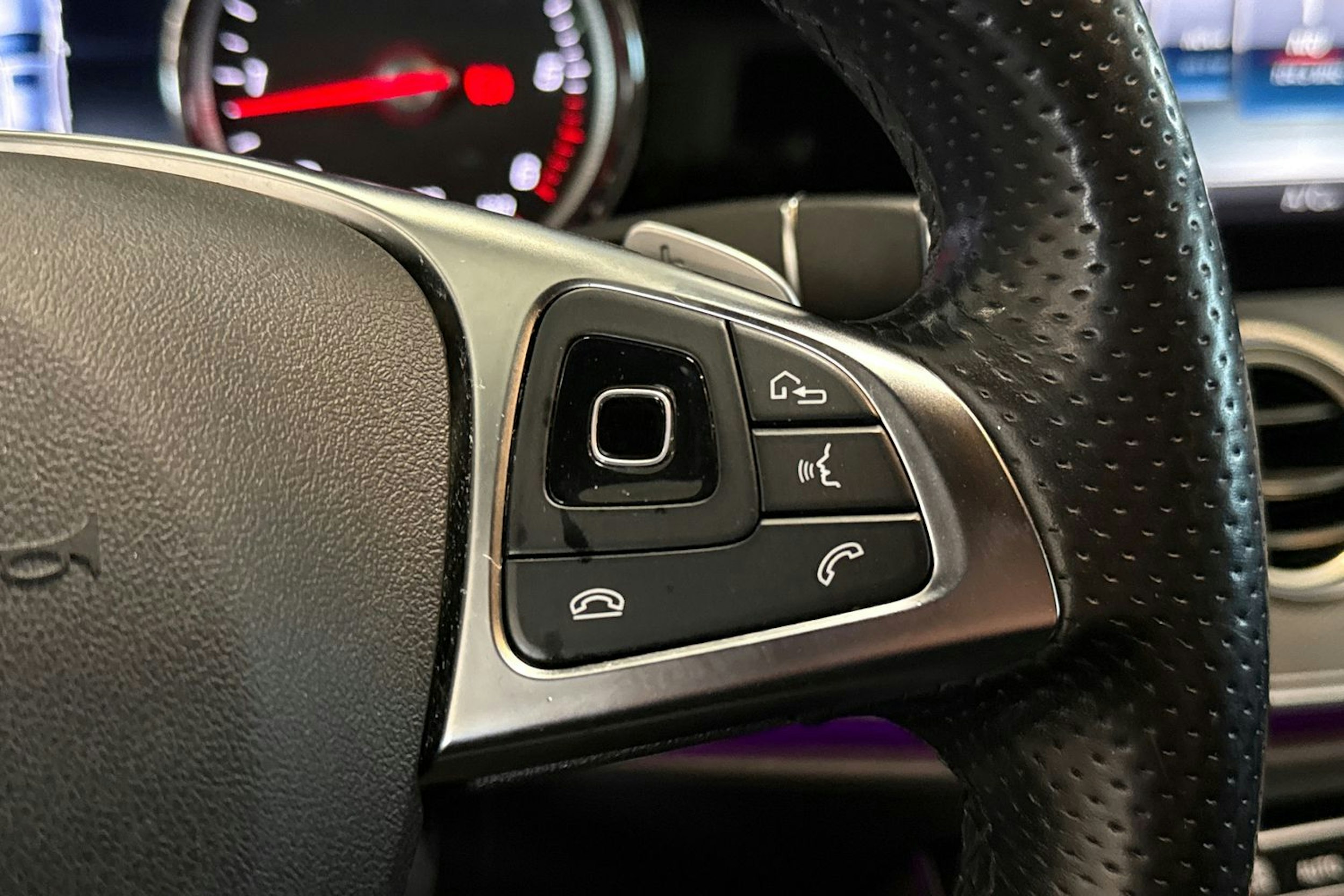 Mercedes-Benz E 2016 kuva 22.