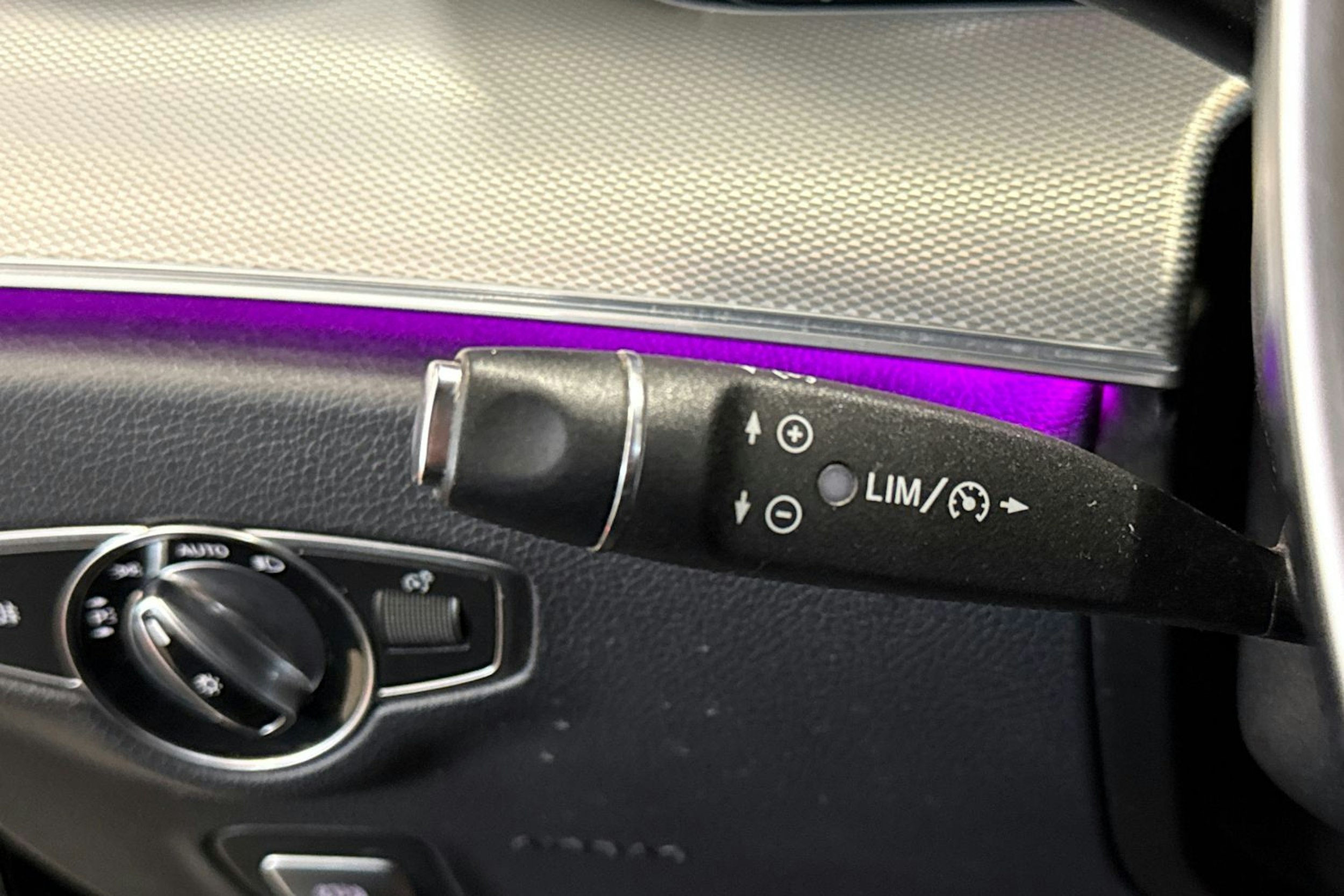 Mercedes-Benz E 2016 kuva 23.