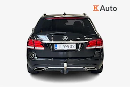 musta Mercedes-Benz E 2016 kuva 4.