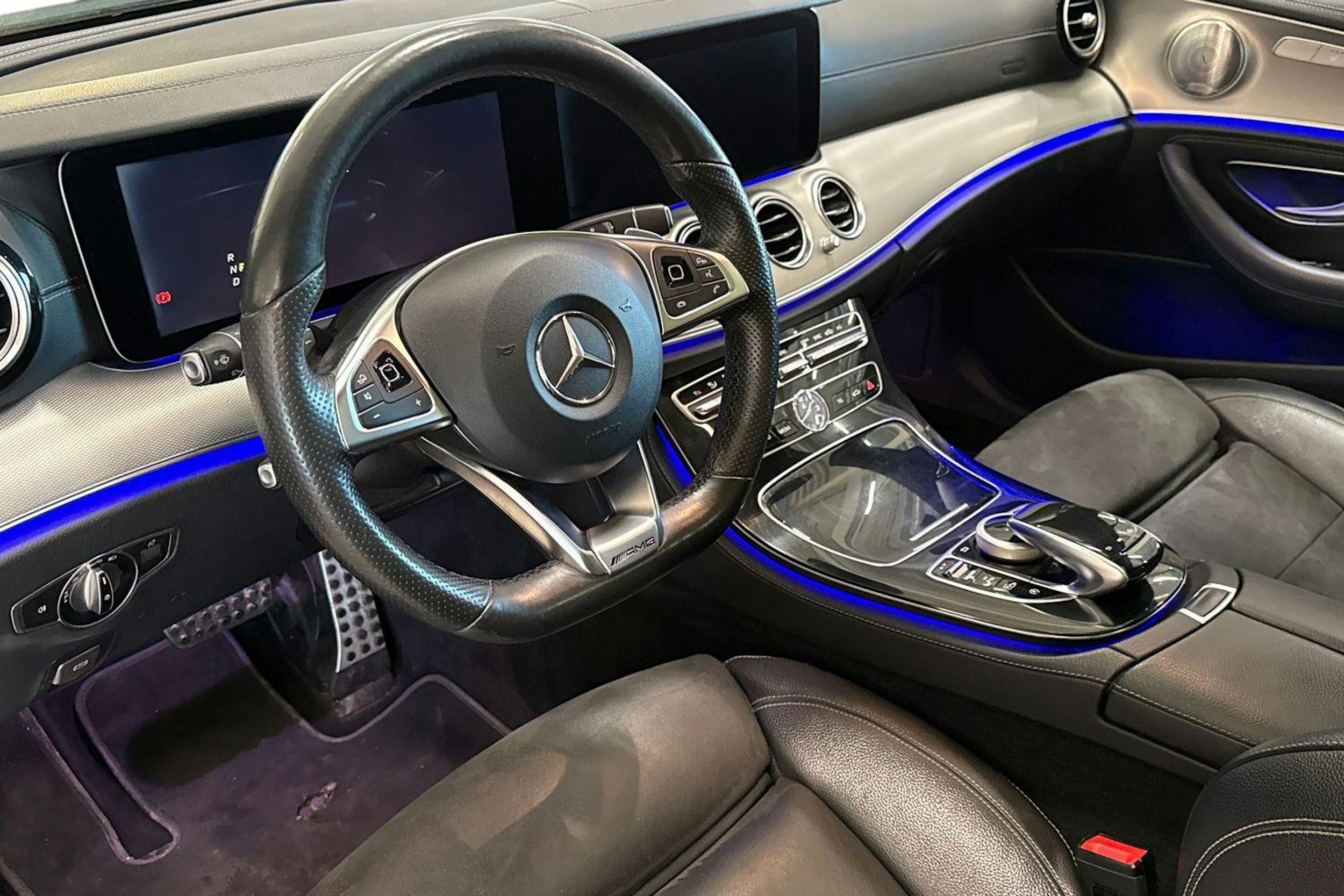 valkoinen Mercedes-Benz E 2016 kuva 6.