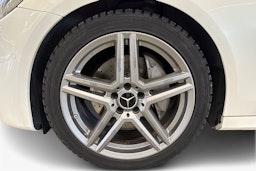 valkoinen Mercedes-Benz E 2016 kuva 9.