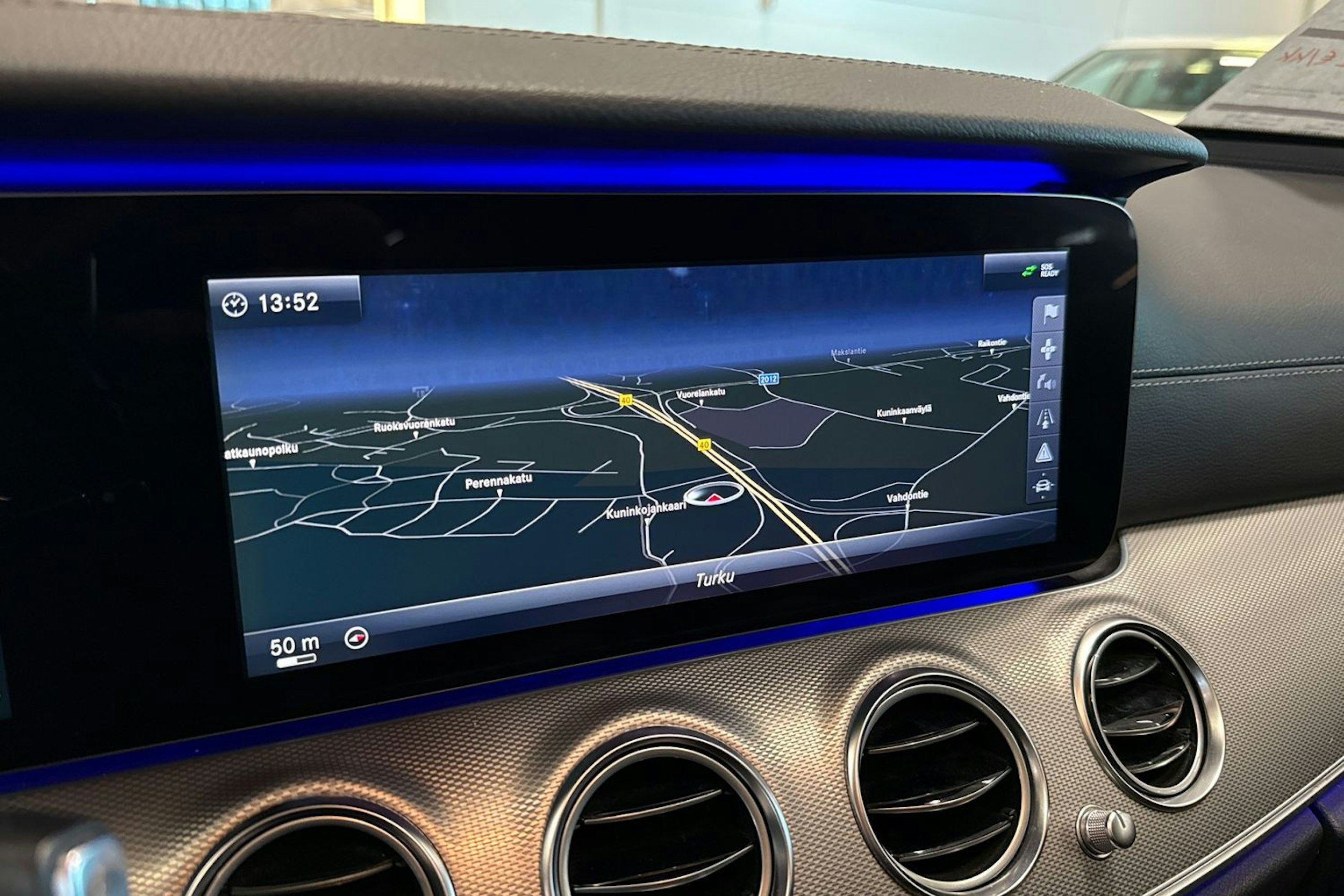 valkoinen Mercedes-Benz E 2016 kuva 18.