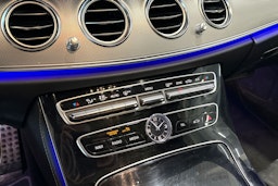 valkoinen Mercedes-Benz E 2016 kuva 21.