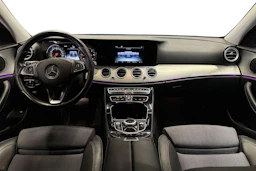 musta Mercedes-Benz E 2016 kuva 7.