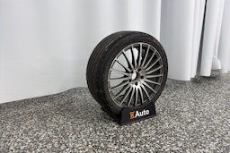 harmaa Mercedes-Benz E 2016 kuva 10.