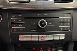 harmaa Mercedes-Benz E 2016 kuva 21.